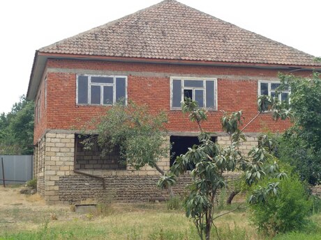 5 otaqlı həyət evi/bağ evi - Masallı - 138 m²