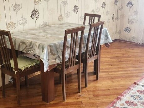 3 otaqlı köhnə tikili - Elmlər Akademiyası m. - 60 m²
