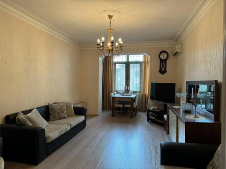 2 otaqlı köhnə tikili - Yasamal r. - 60 m²