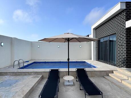 4 otaqlı həyət evi/bağ evi - Suraxanı r. - 150 m²