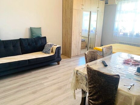 1 otaqlı köhnə tikili - Nəriman Nərimanov m. - 45 m²