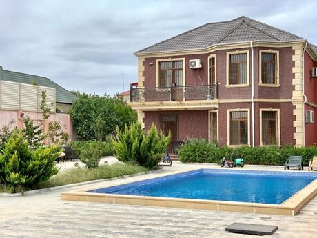 5 otaqlı həyət evi/bağ evi - Görədil q. - 250 m²