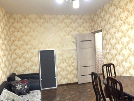 3 otaqlı köhnə tikili - Həzi Aslanov m. - 80 m²