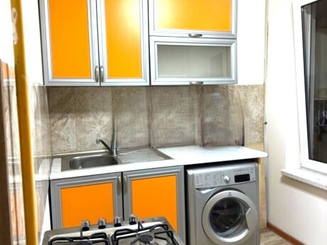 3 otaqlı köhnə tikili - Həzi Aslanov m. - 80 m²