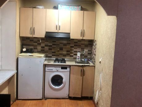 1 otaqlı köhnə tikili - 28 May m. - 30 m²