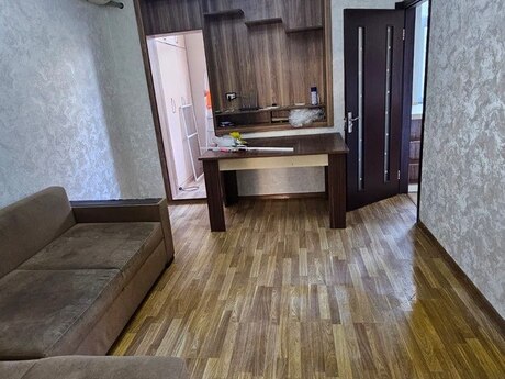 2 otaqlı köhnə tikili - Memar Əcəmi m. - 50 m²