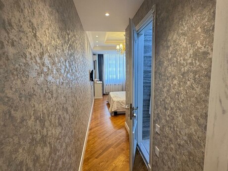 3 otaqlı yeni tikili - Elmlər Akademiyası m. - 150 m²