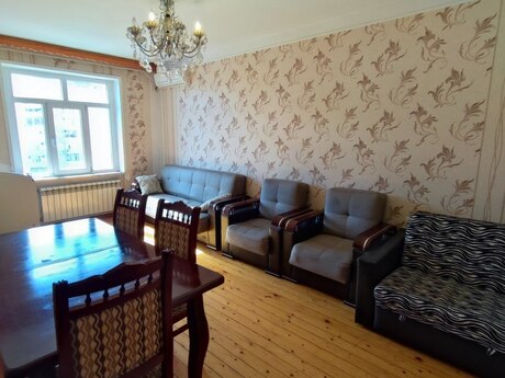 2 otaqlı köhnə tikili - Əhmədli m. - 65 m²