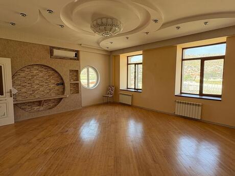 3 otaqlı yeni tikili - Bayıl q. - 130 m²