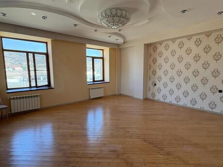 3 otaqlı yeni tikili - Bayıl q. - 130 m²