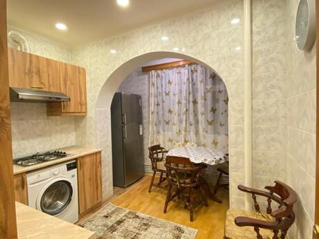 2 otaqlı köhnə tikili - Şah İsmayıl Xətai m. - 40 m²