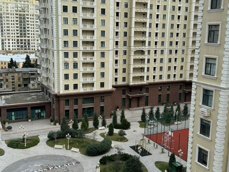 2-комн. новостройка - м. Элмляр Академиясы - 68 м²