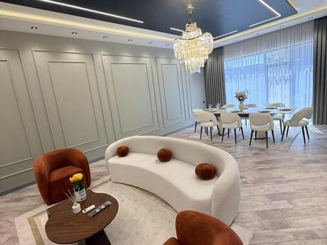 5 otaqlı həyət evi/bağ evi - Mərdəkan q. - 220 m²
