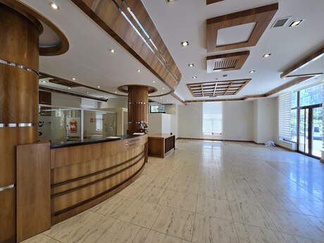 Obyekt - 28 May m. - 220 m²