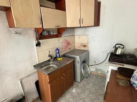 1 otaqlı həyət evi/bağ evi - Həzi Aslanov q. - 30 m²
