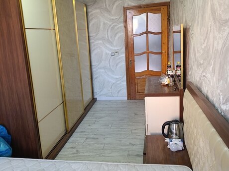 2 otaqlı köhnə tikili - Memar Əcəmi m. - 62 m²
