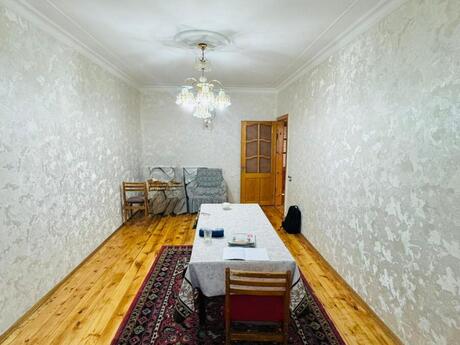 3 otaqlı köhnə tikili - Azadlıq Prospekti m. - 90 m²
