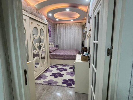 3 otaqlı köhnə tikili - Memar Əcəmi m. - 55 m²