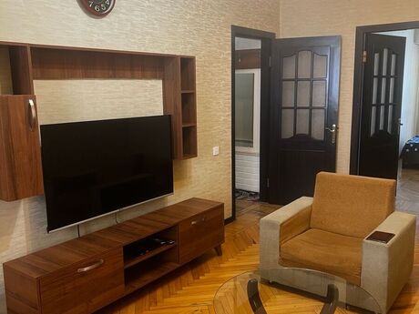2 otaqlı köhnə tikili - 28 May m. - 55 m²