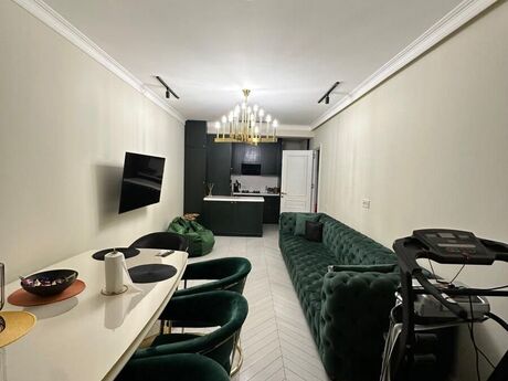 3 otaqlı yeni tikili - Xətai r. - 95 m²