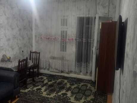 2 otaqlı köhnə tikili - Yeni Günəşli q. - 42 m²