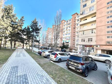 3 otaqlı köhnə tikili - Azadlıq Prospekti m. - 90 m²