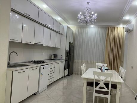 3 otaqlı yeni tikili - Şah İsmayıl Xətai m. - 150 m²