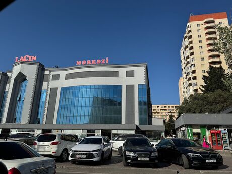 4 otaqlı yeni tikili - Xalqlar Dostluğu m. - 140 m²