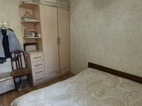 2 otaqlı köhnə tikili - Həzi Aslanov q. - 65 m²