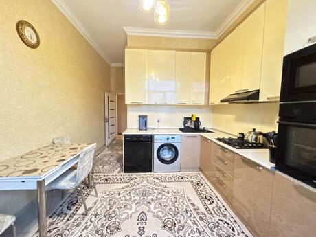 3 otaqlı yeni tikili - 28 May m. - 105 m²