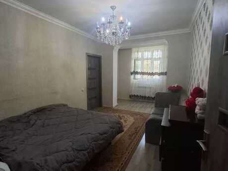 3 otaqlı köhnə tikili - Xırdalan - 62 m²