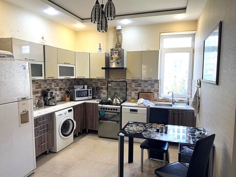 3 otaqlı yeni tikili - Nəsimi r. - 90 m²