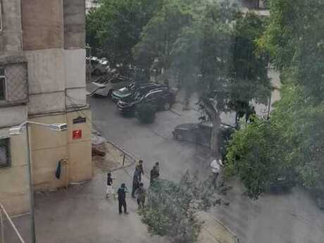 2 otaqlı köhnə tikili - Azadlıq Prospekti m. - 41 m²
