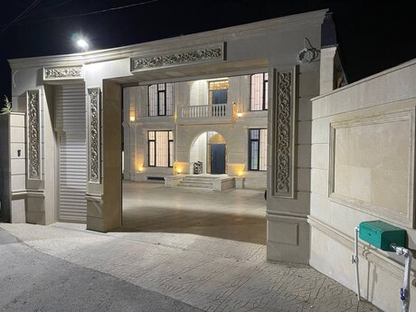 6 otaqlı həyət evi/bağ evi - Əhmədli m. - 430 m²