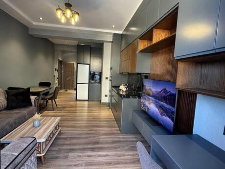 2 otaqlı yeni tikili - Ağ şəhər q. - 80 m²