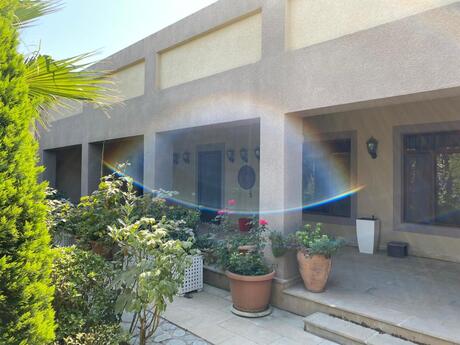 3 otaqlı həyət evi/bağ evi - Mərdəkan q. - 155 m²