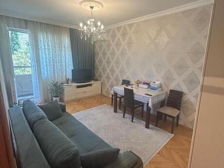 2-комн. вторичка - м. Насими - 45 м²