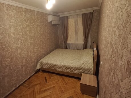 3 otaqlı köhnə tikili - Elmlər Akademiyası m. - 80 m²