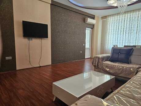 3 otaqlı yeni tikili - Neftçilər m. - 140 m²