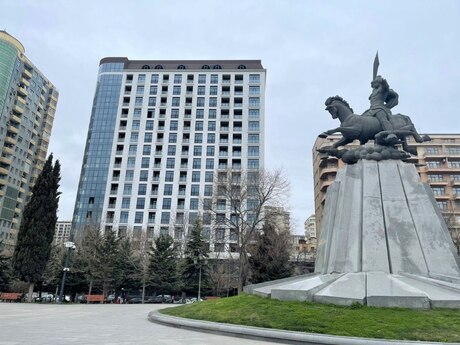 4 otaqlı köhnə tikili - Nəsimi r. - 120 m²