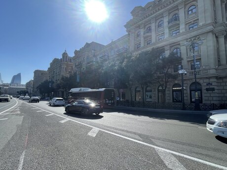 4 otaqlı köhnə tikili - Sahil m. - 125 m²