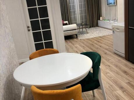2 otaqlı yeni tikili - Gənclik m. - 67 m²