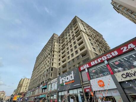 3 otaqlı yeni tikili - İnşaatçılar m. - 132.8 m²