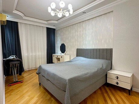 3-комн. новостройка - м. Ази Асланов - 103 м²