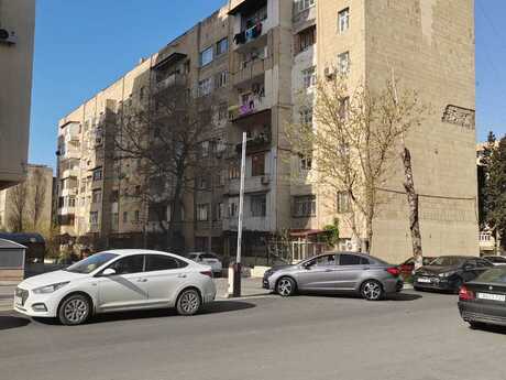 Elan №6130613 - Bakı, Bakıxanov q., 4 otaqlı, 100 m², 1/7 mərtəbə