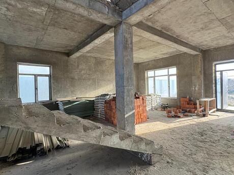 5 otaqlı həyət evi/bağ evi - Nardaran q. - 200 m²