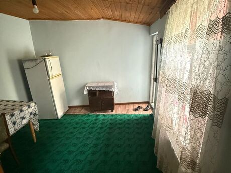 2 otaqlı həyət evi/bağ evi - Azadlıq Prospekti m. - 35 m²