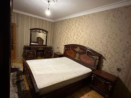 4 otaqlı köhnə tikili - Yeni Günəşli q. - 90 m²