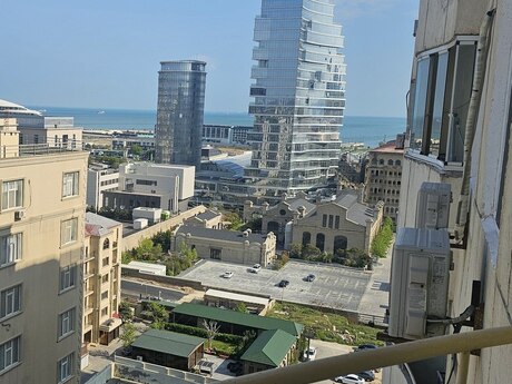 2 otaqlı yeni tikili - Şah İsmayıl Xətai m. - 90 m²