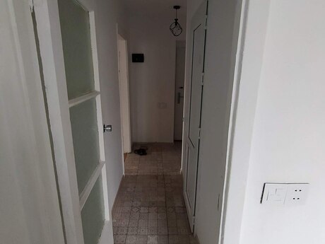 2 otaqlı köhnə tikili - Elmlər Akademiyası m. - 50 m²